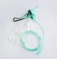 Mască cu oxigen fără respirație